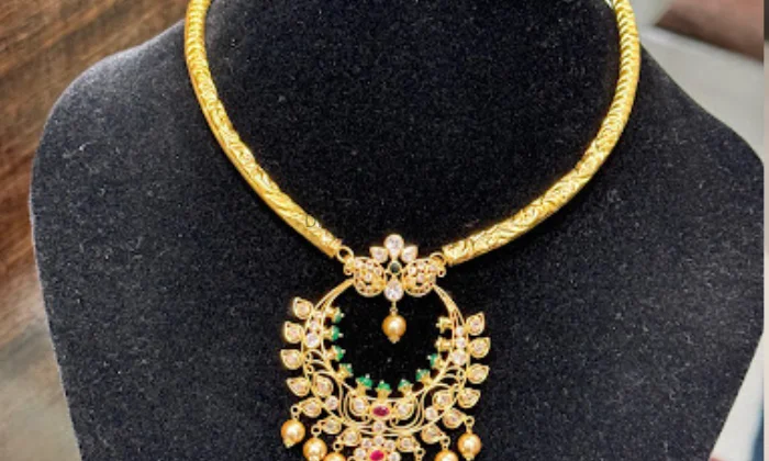 Sulthan Diamonds  Gold